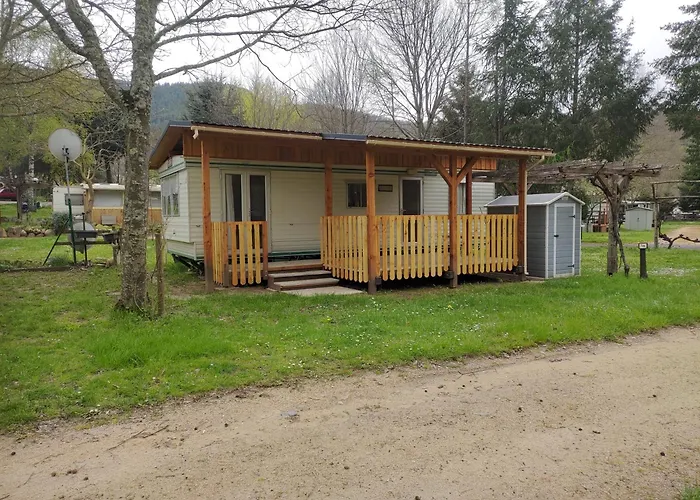 Chon Du Tarn مكان تخييم Bédouès